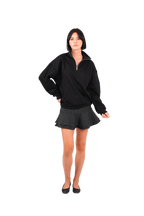 QUARTER ZIP – BLACK