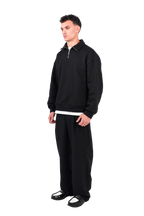 QUARTER ZIP – BLACK