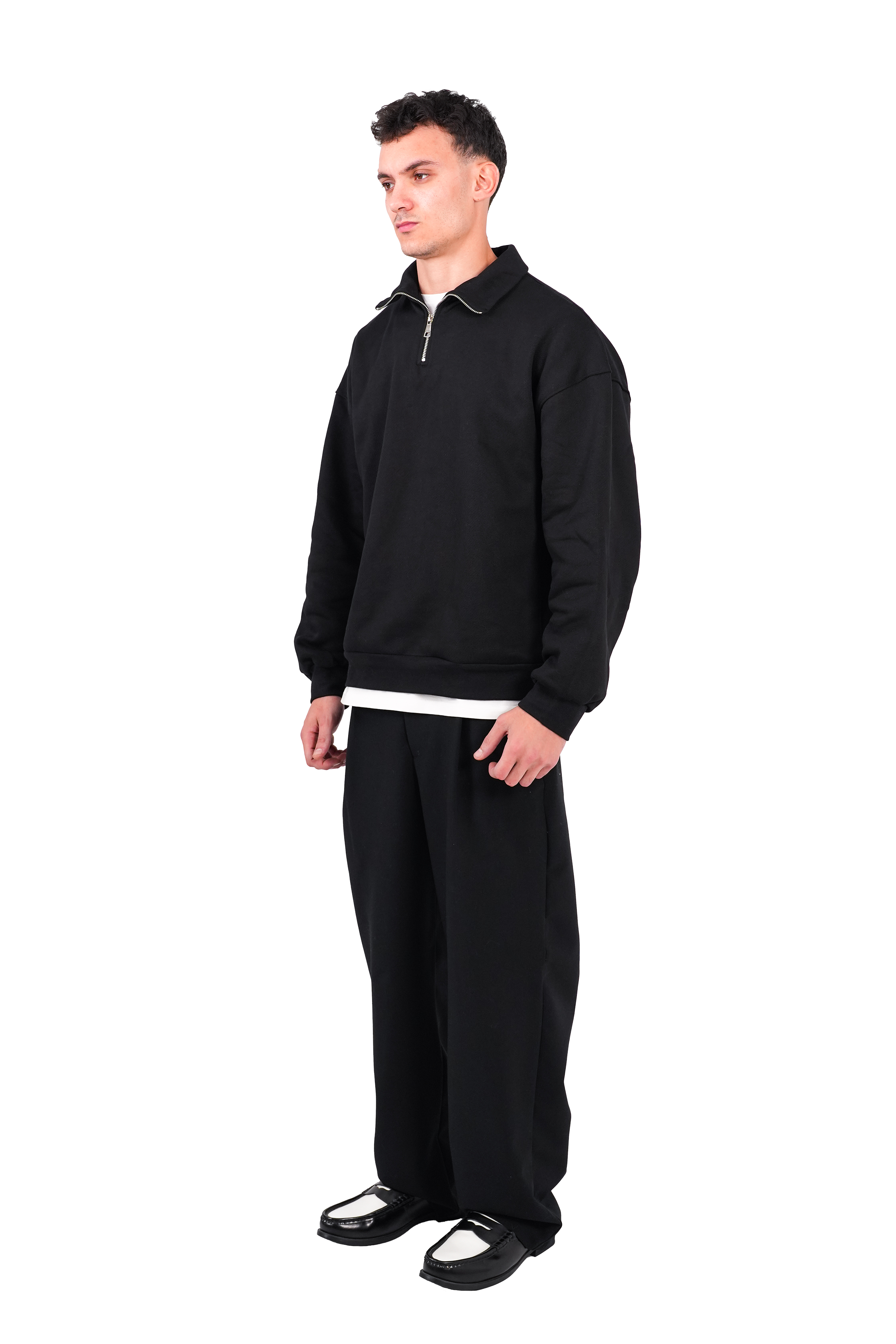 QUARTER ZIP – BLACK
