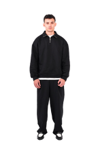 QUARTER ZIP – BLACK