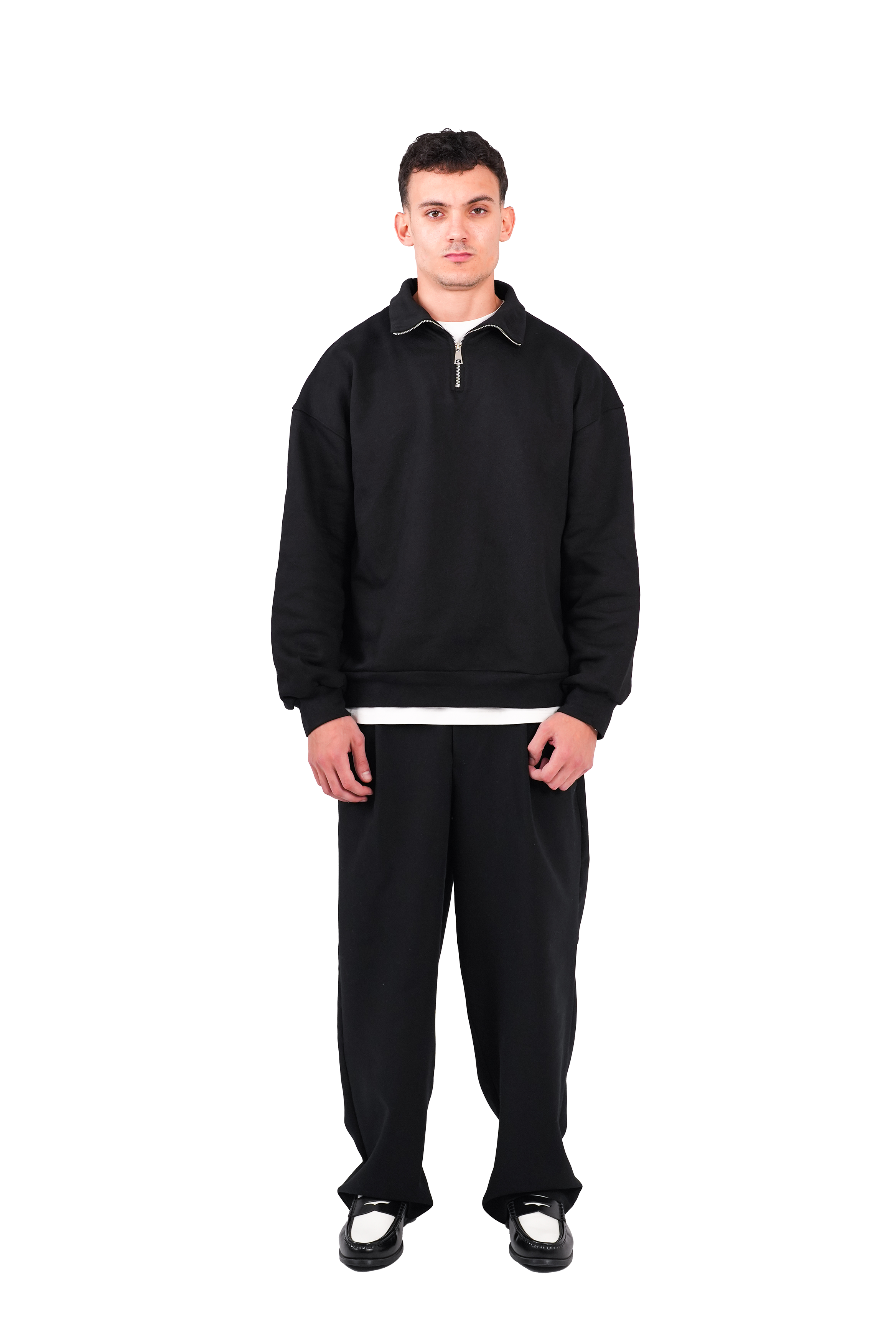 QUARTER ZIP – BLACK