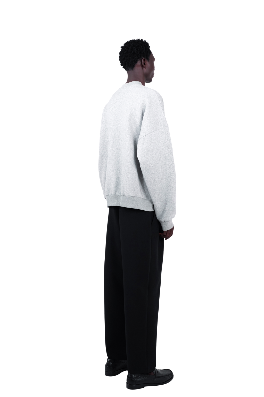 CREWNECK – HEATHERED GREY